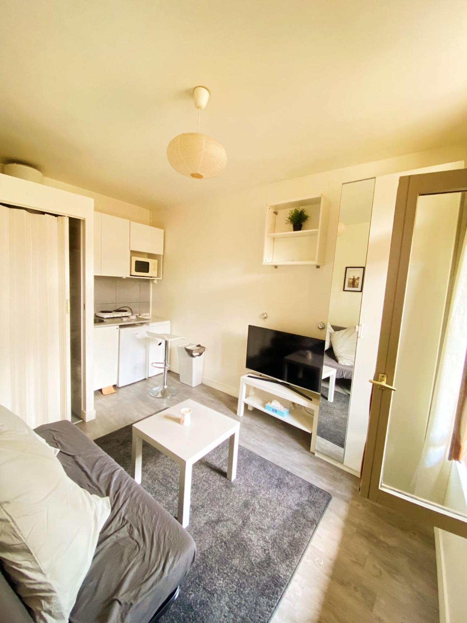 Paris Minimalist Appartement Issy-les-Moulineaux